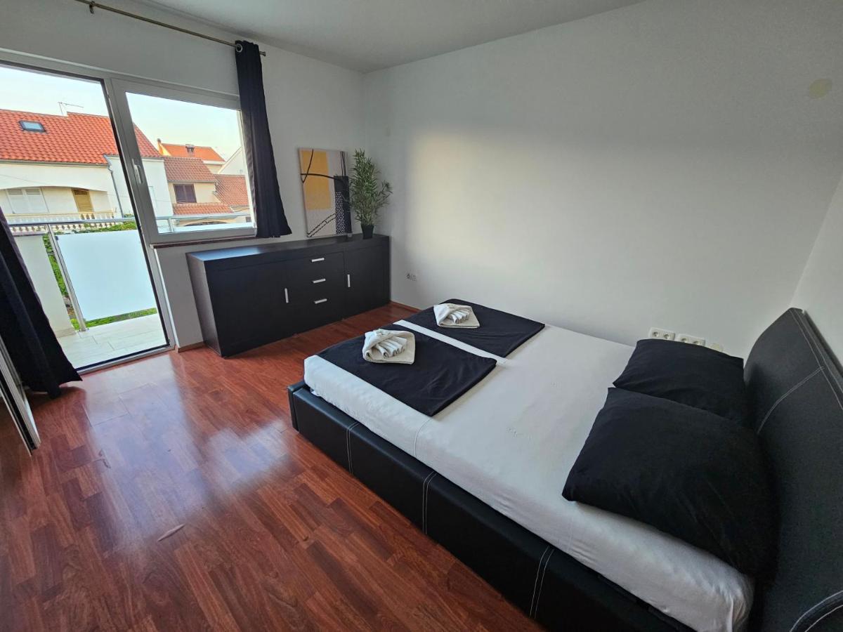 Apartments Jasmin Задар Екстер'єр фото