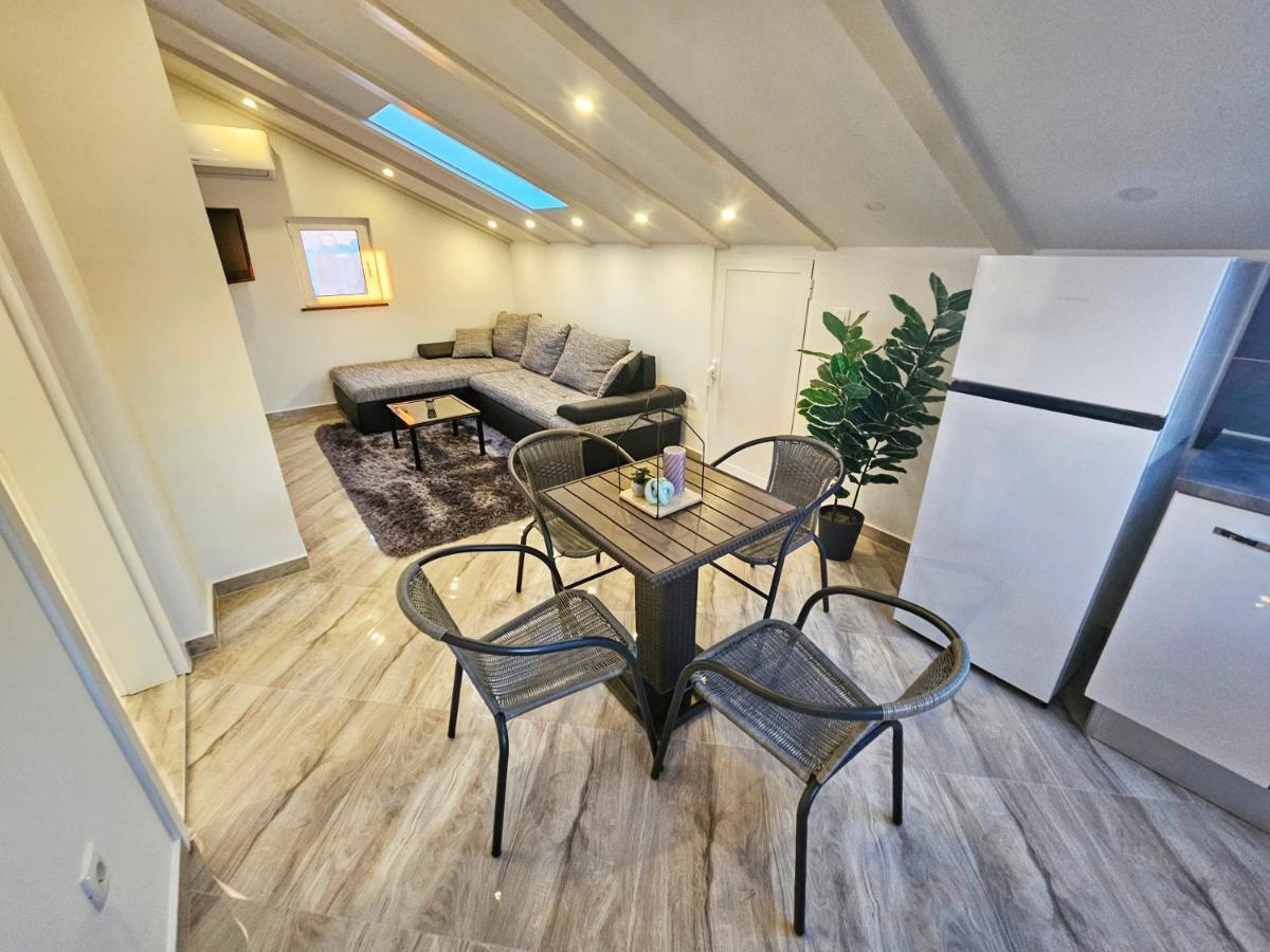 Apartments Jasmin Задар Екстер'єр фото